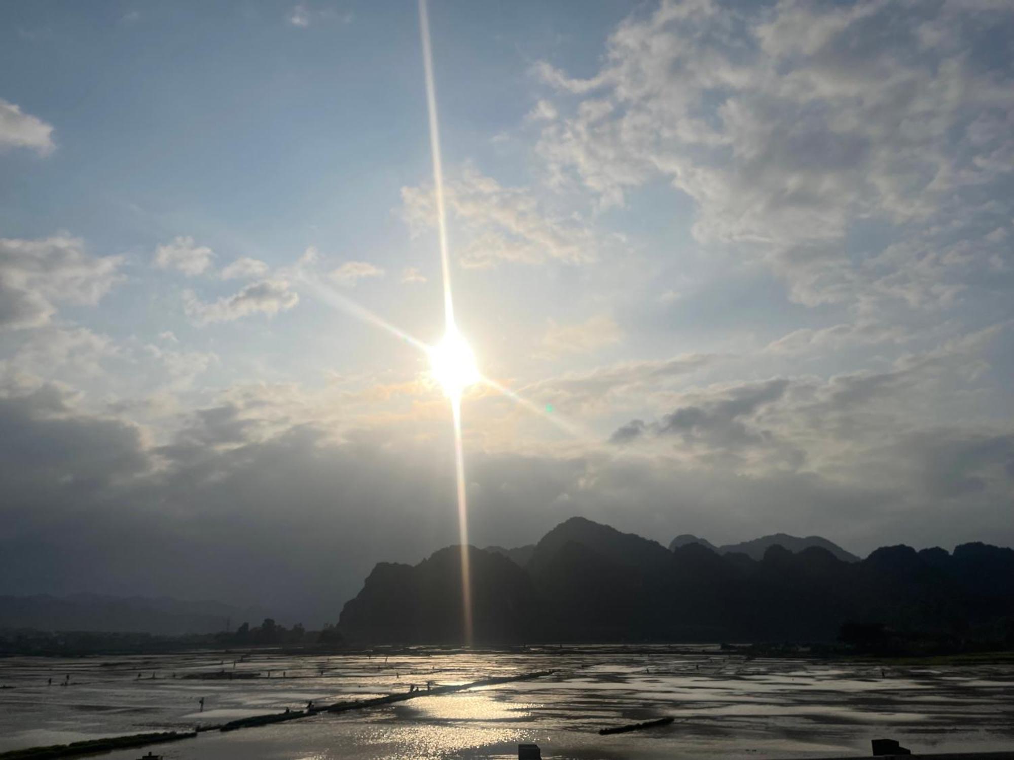 Cornflower Homestay Phong Nha Buitenkant foto