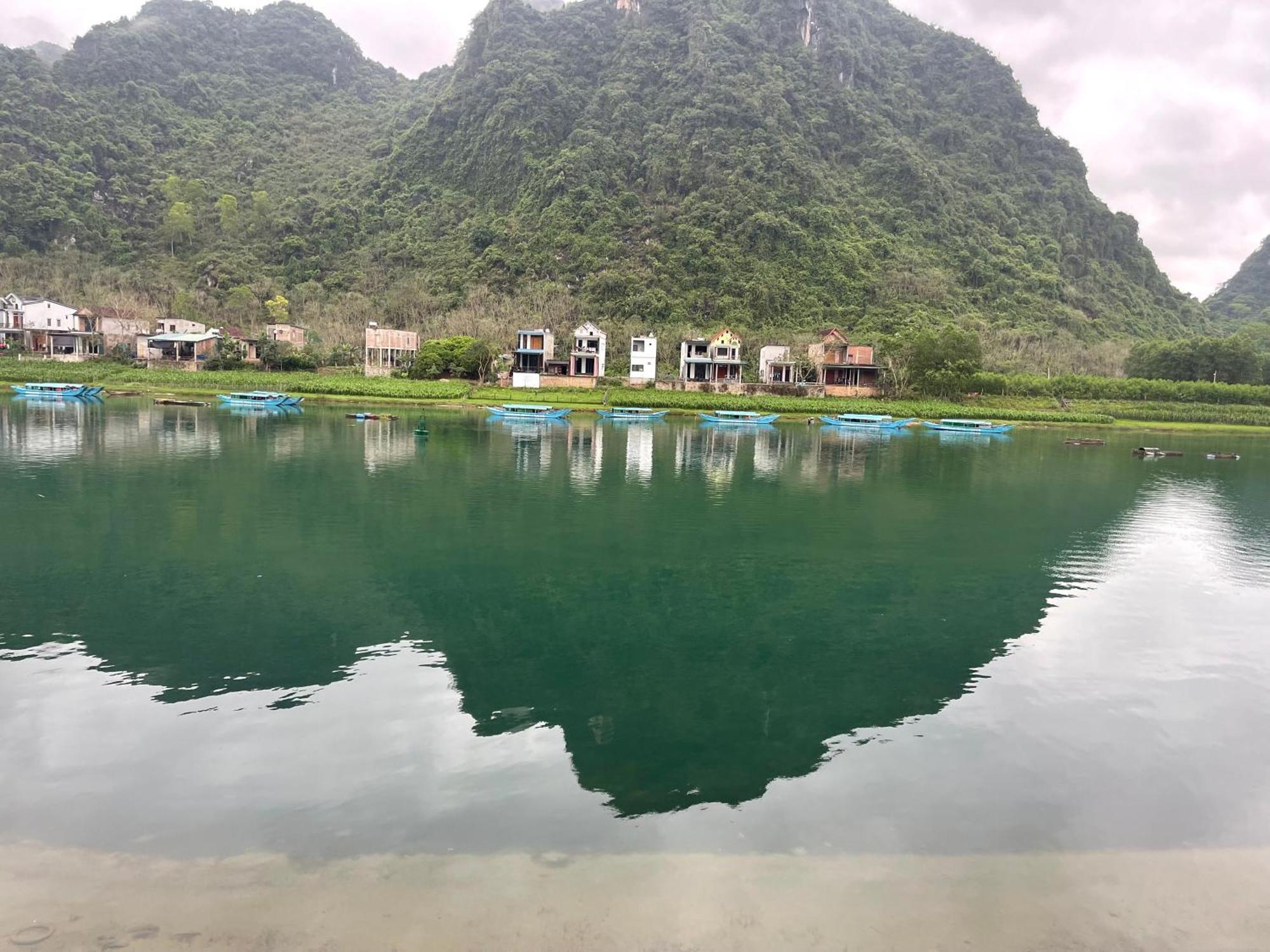 Cornflower Homestay Phong Nha Buitenkant foto