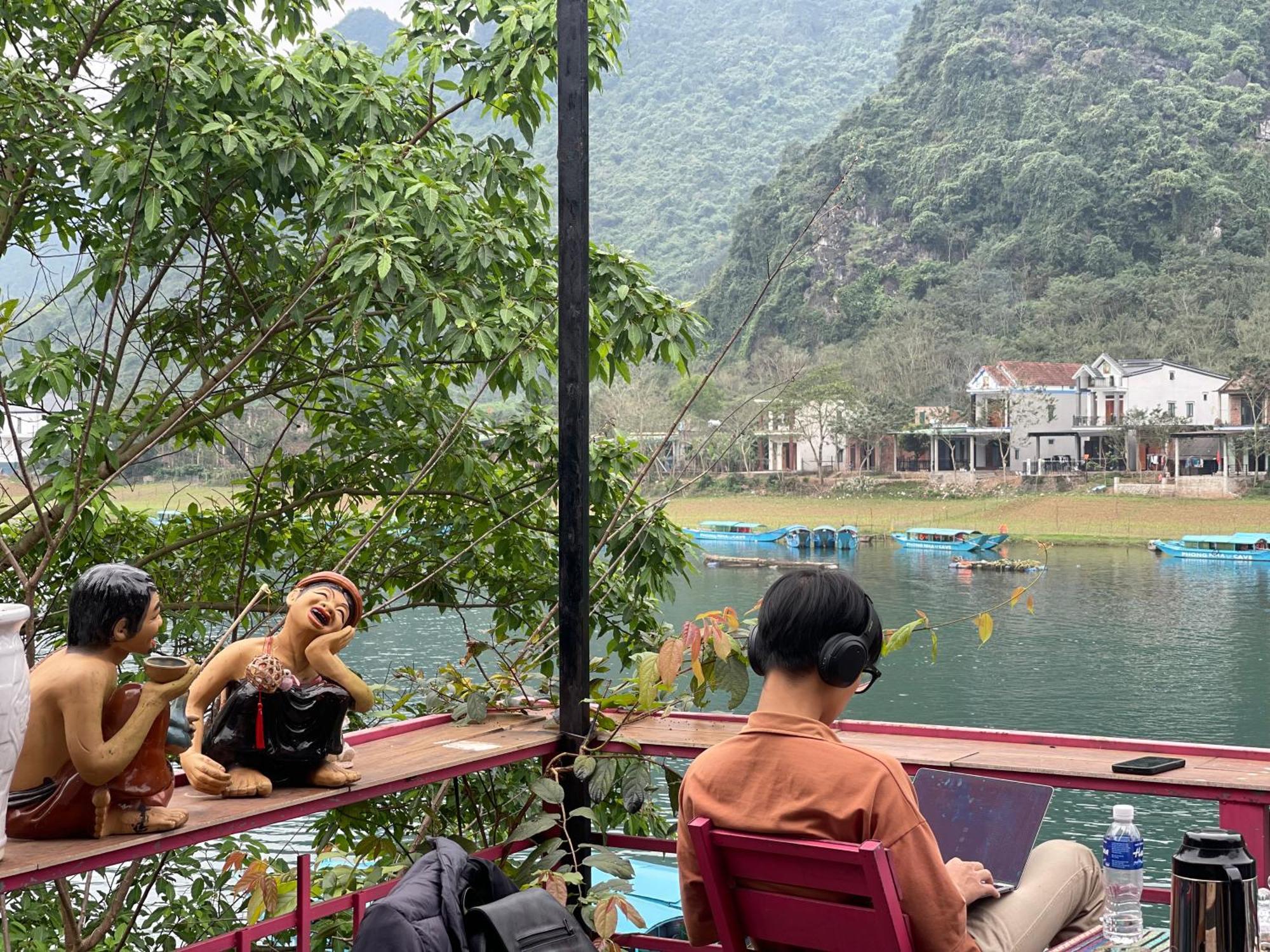 Cornflower Homestay Phong Nha Buitenkant foto
